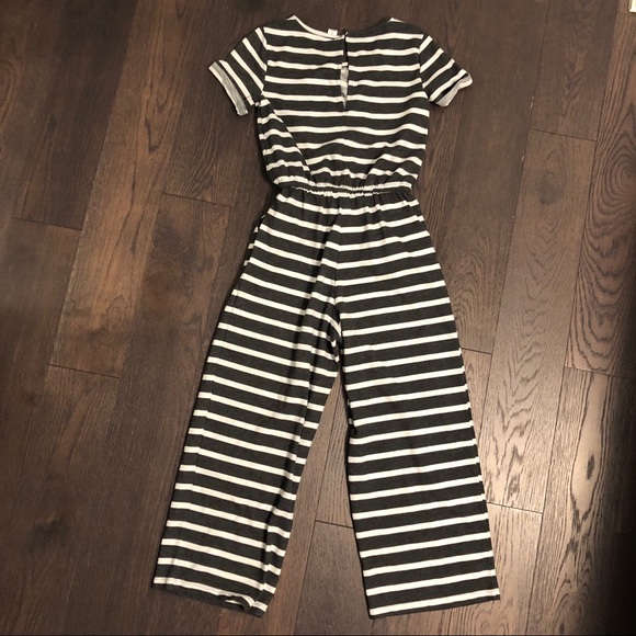 Old Navy jumpsuit - Picture 2 of 6